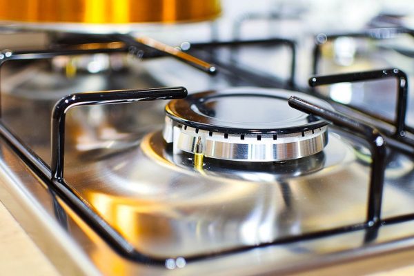 Bir gaz sobası montajı