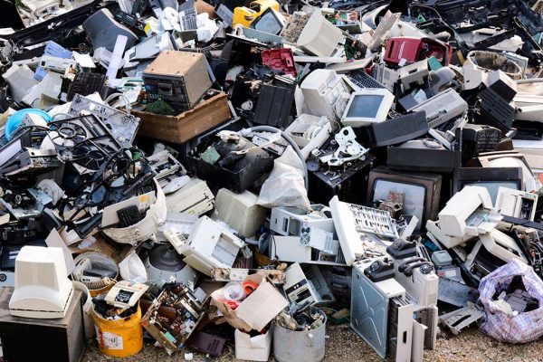 Elektronik atıkların imhası