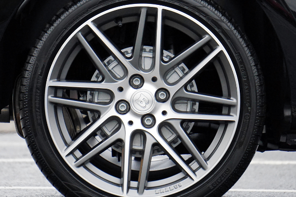 Alüminyum jantların sprey boya ile boyanması